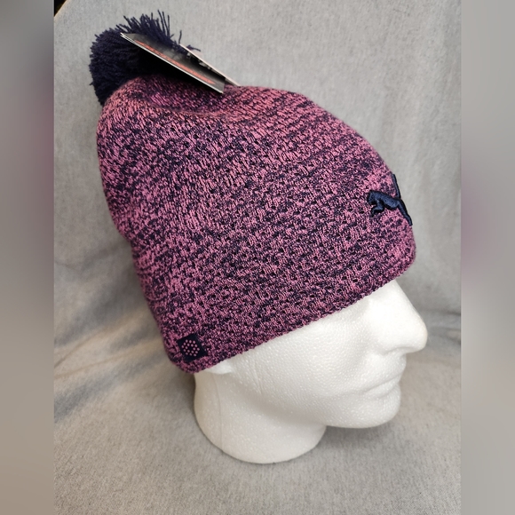 Puma Beanie Toque NWT With Removable Pom Magenta Haze Womens - Picture 3 of 3